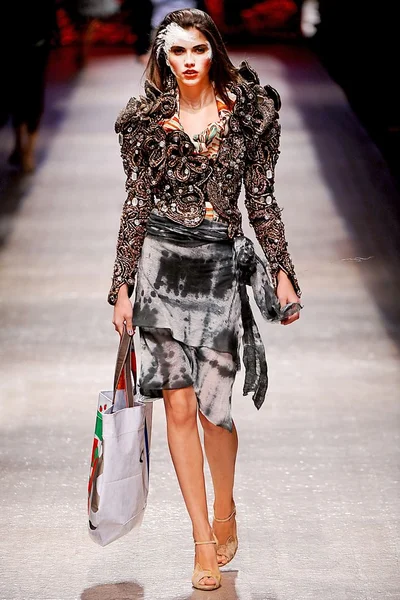 Look 23